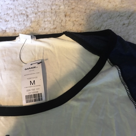 A Medium blue/white quarter sleeve tee from Garage - Picture 5 of 5